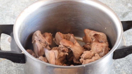 Chicken Liver and Mushroom Pate step 1