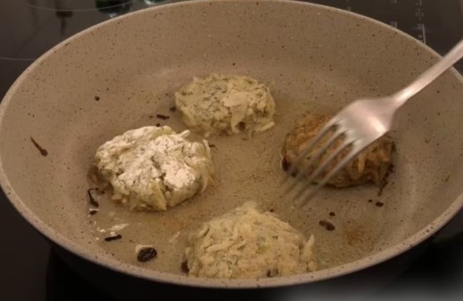 Lean Cabbage Cutlets step 11