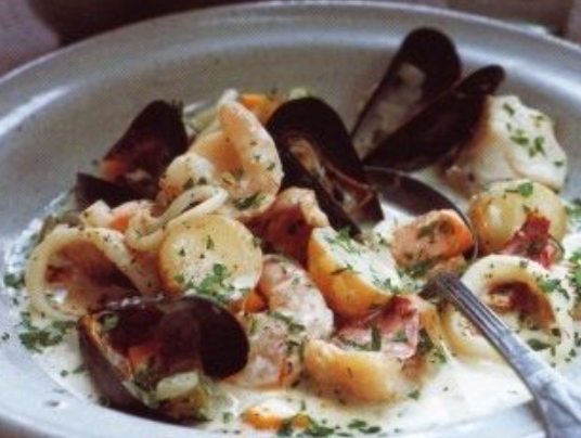 Potatoes Stewed with Seafood