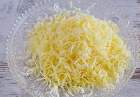 Tasty Cheese Stuffed Pepper Snack step 1