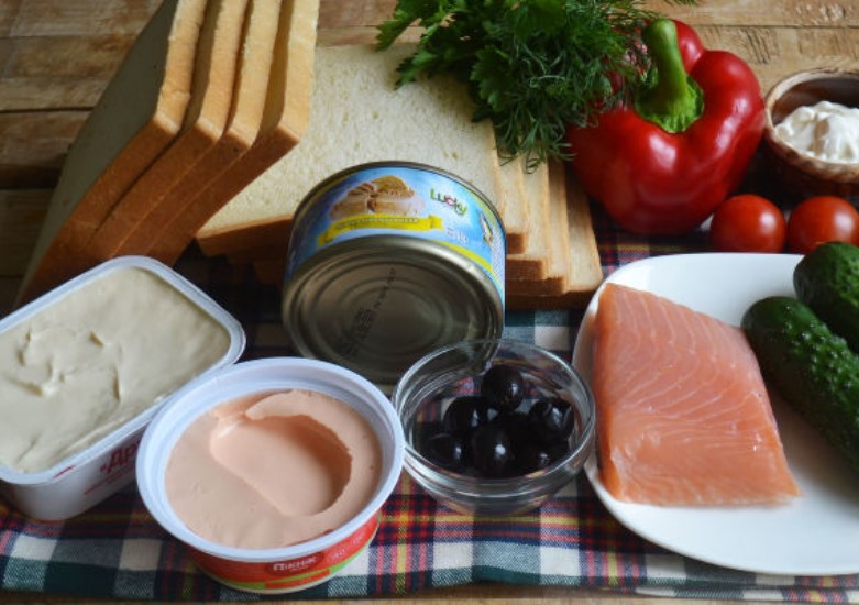 Sandwich Snack Cake step 1