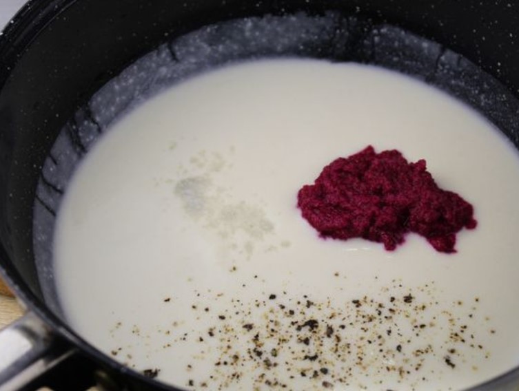 Sausages with Sour Cream Sauce step 6