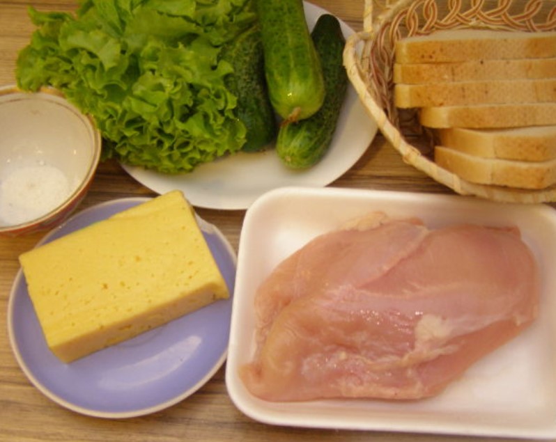 Chicken with Croutons Salad