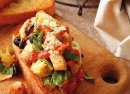Snack Sandwiches with Chicken Fillet and Vegetables