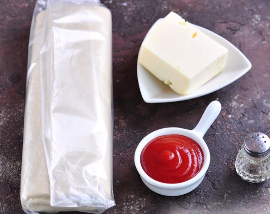 Puff Curls with Cheese step 1