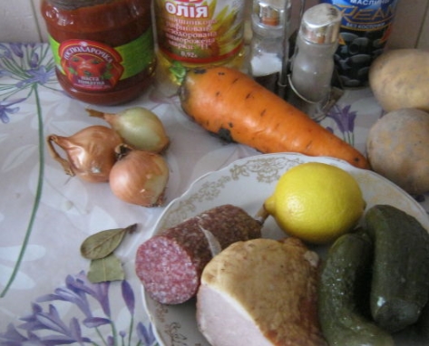 Solyanka with Smoked Meat step 1