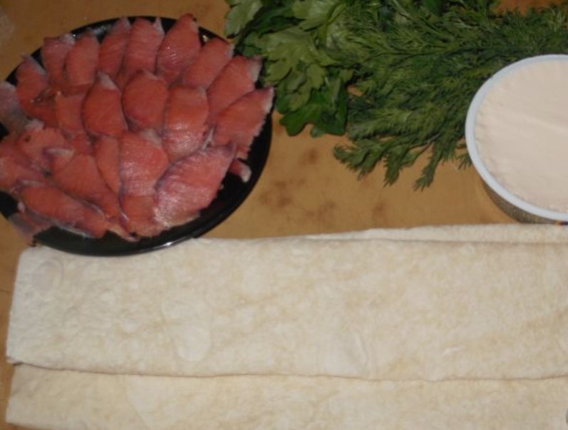 Roll with Salmon step 1