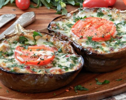 Baked Eggplant with Cheese and Bell Pepper