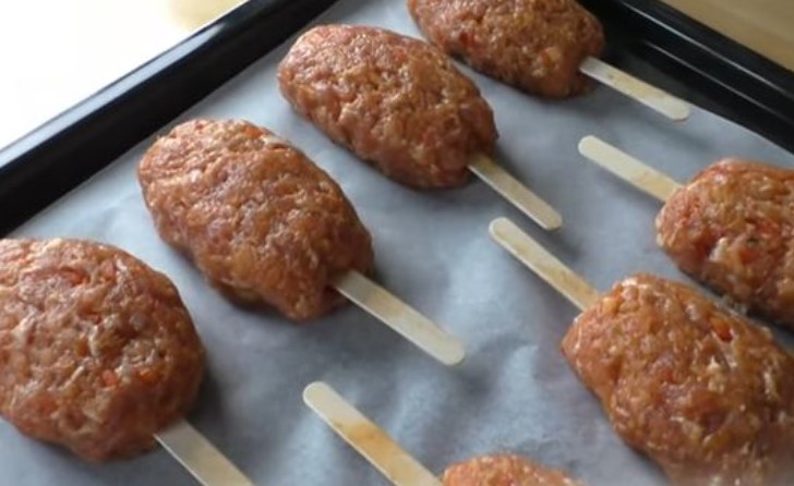 Lula Kebab with Sweet Pepper (in the Oven) step 5