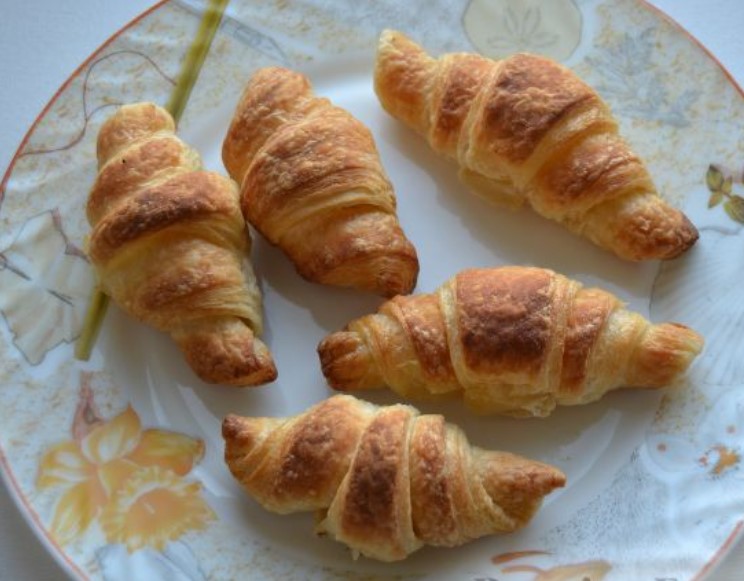 Croissants From Ready-Made Puff Yeast Dough