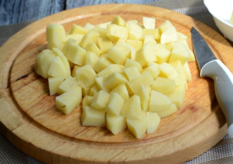 Solyanka with Sausage and Smoked Brisket step 2