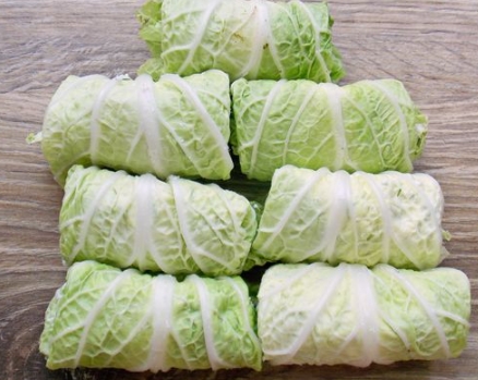 Peking Cabbage Rolls with Cottage Cheese, Garlic and Herbs step 8