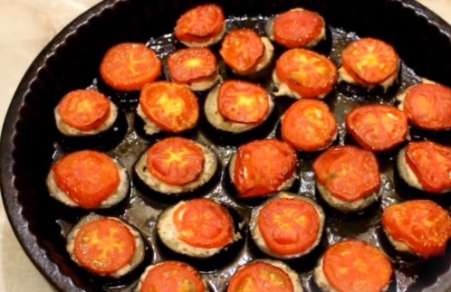 Eggplant with Minced Meat and Tomatoes Baked in the Oven