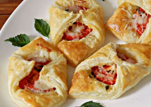 Puff Pastry Mini Pizzas