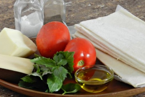 Puff Pastry Mini Pizzas step 1