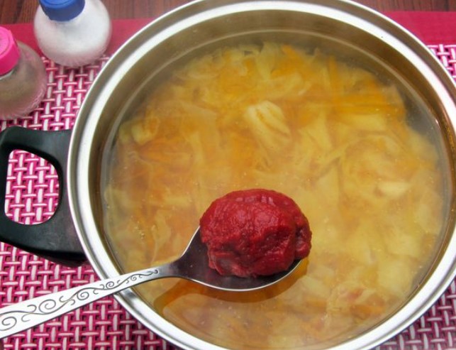 Chicken soup with Cabbage and Tomato Paste step 12
