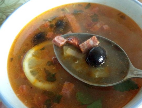 Assorted Meat Solyanka, Chicken Broth