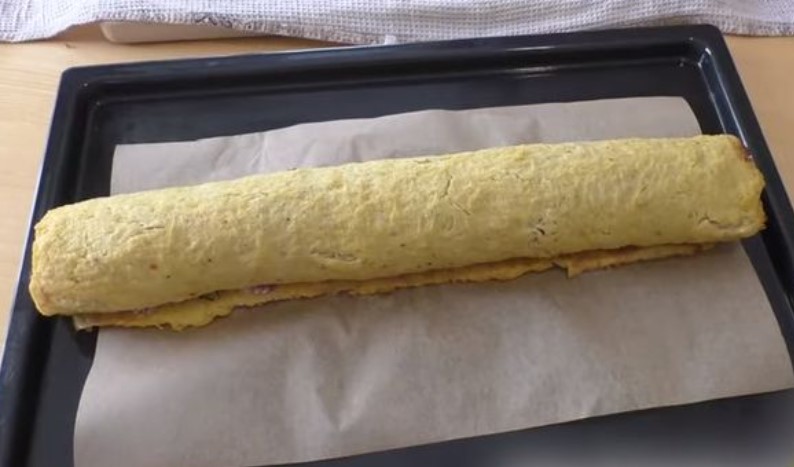 Large Pancake with Minced Meat in the Oven step 6