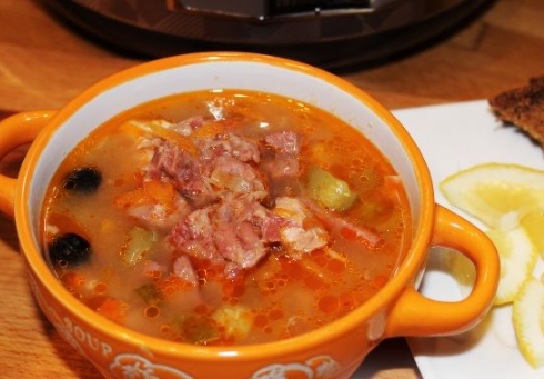 Meat Hodgepodge with Kidneys (in a Slow Cooker)