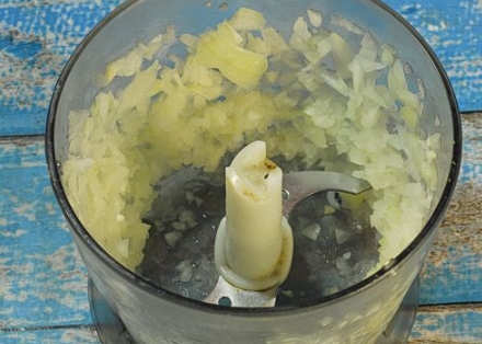 Solyanka with Smoked Meats and Chicken Meatballs step 2