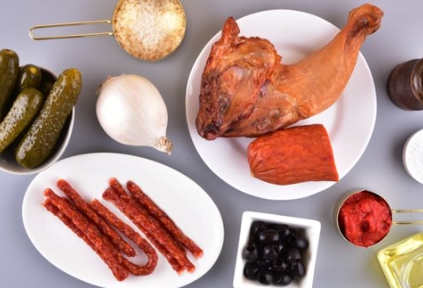 Solyanka with Smoked Meats and Rice step 1