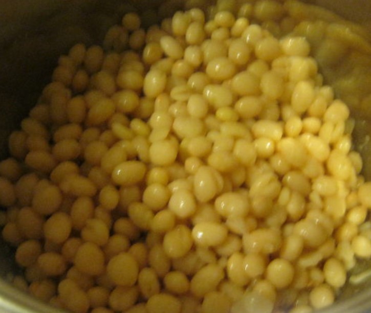 White Bean Hummus step 1