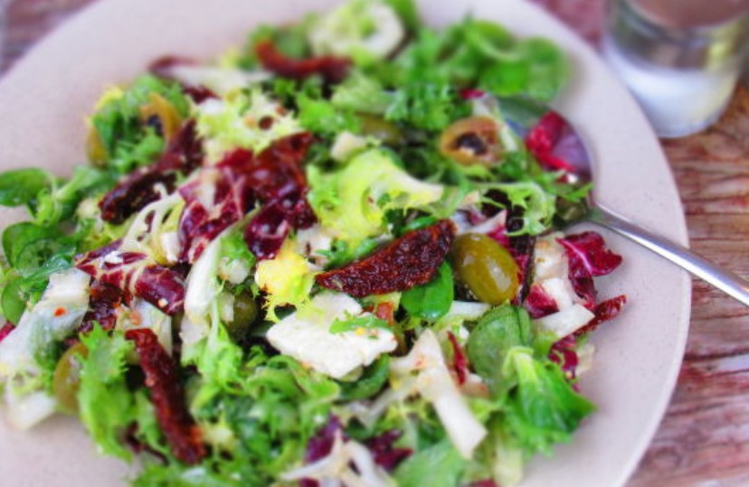 Sun-Dried Tomato Salad
