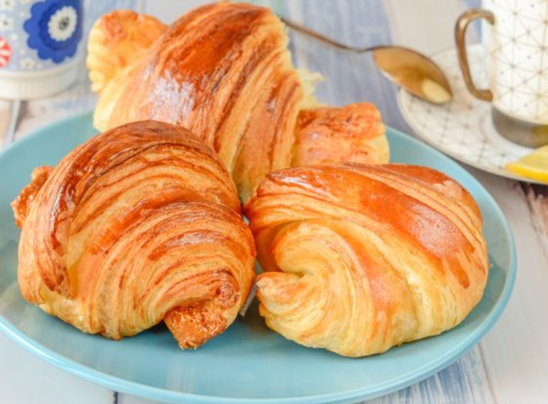 Croissants with Boiled Condensed Milk