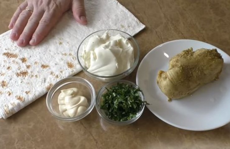 Lavash Appetizer with Chicken and Cream Cheese step 1