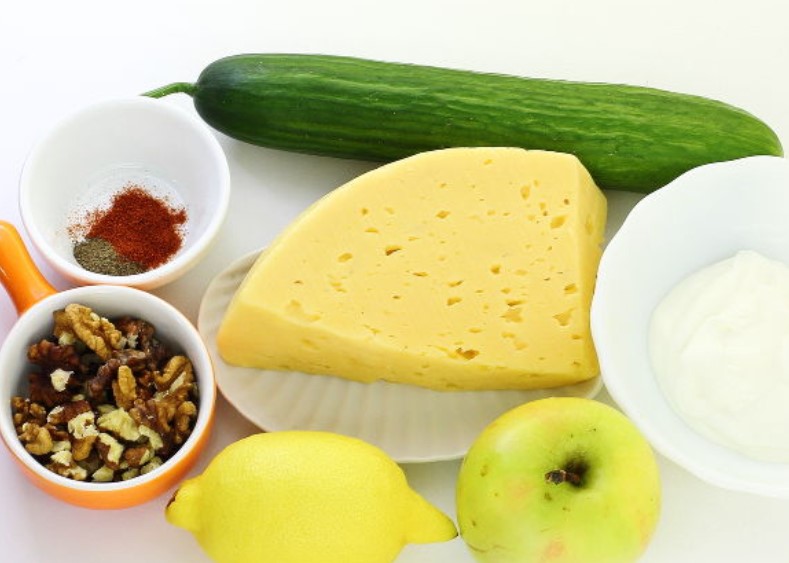 Salad with Cheese and Cucumbers step 1
