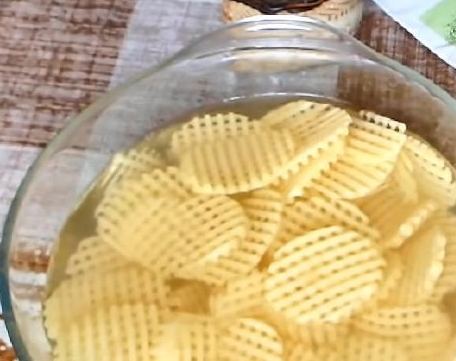 Homemade Potato Chips step 2