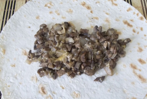 Lavash Roll with Mushrooms and Cheese step 3