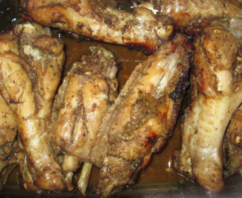 Turkey Wings in Pomegranate Marinade