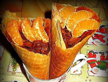 Wafer Cones “Sweet Couple”