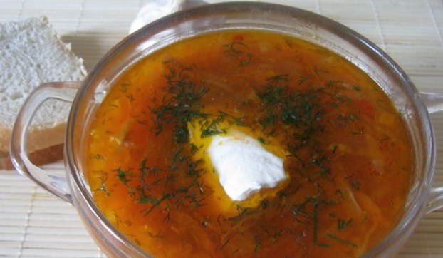 Vegetarian Borsch with Mushrooms