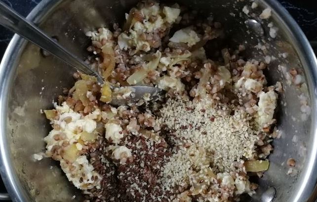 Baked Buckwheat with Feta Cheese, Flax and Sesame step 8