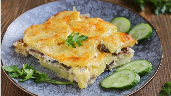 Baked Potatoes with Mackerel and Cheese