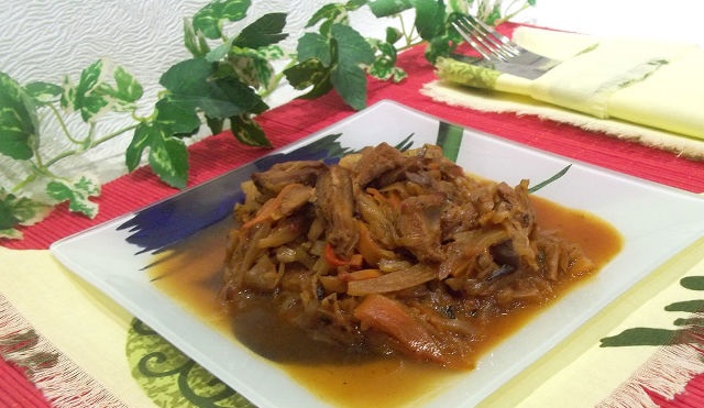 Stewed Cabbage with Smoked Meat