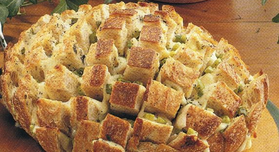 Snack Bread with Cheese and Onions
