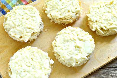 Sandwiches with Crab Sticks step 6