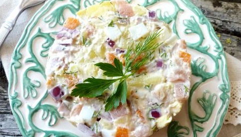 Red Fish Salad
