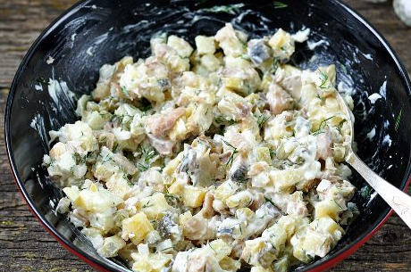 Salad with Potatoes and Smoked Fish step 4