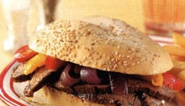 Sandwich with Beef and Vegetables