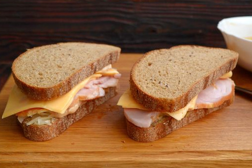 Sandwiches with Cheese, Ham and Sauerkraut step 5