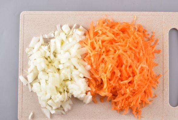 Cabbage Stewed with Chicken Fillet, in Tomato Sauce step 1