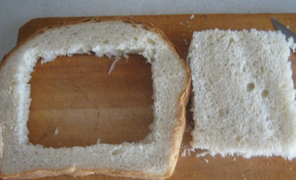 Bachelor’s Breakfast Sandwiches step 1