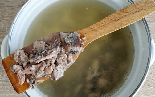 Canned Fish Soup with Spinach step 7