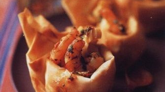 Puff Bags with Fish and Shrimps