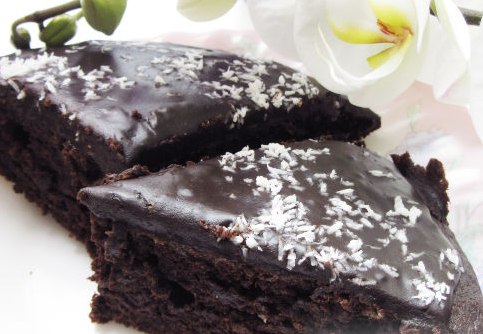 Chocolate “Crazy Cake” without Eggs and Milk