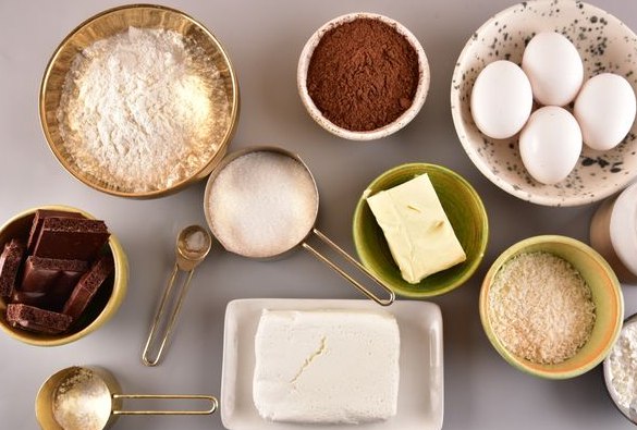 Chocolate Cake with Curd-Coconut Balls